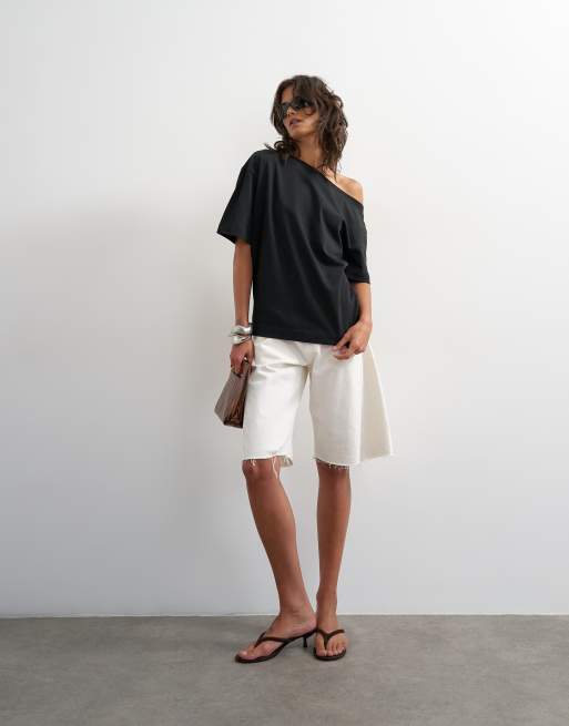 Topshop – Svart t-shirt med sänkt axelsöm, 2 av 4