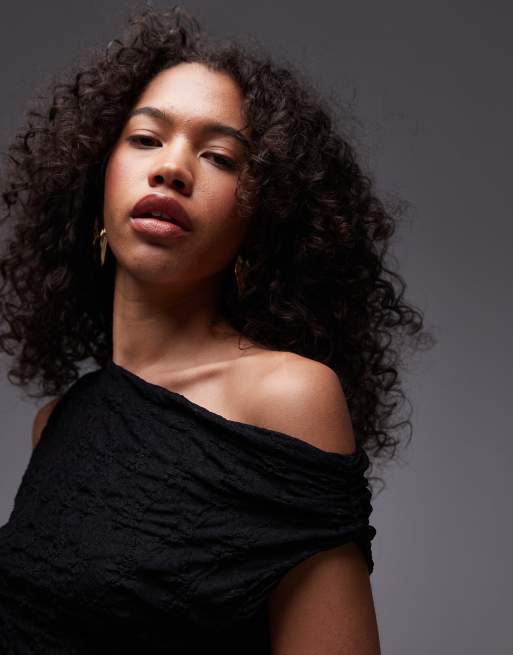 Topshop – Svart topp i spets med rak ringning