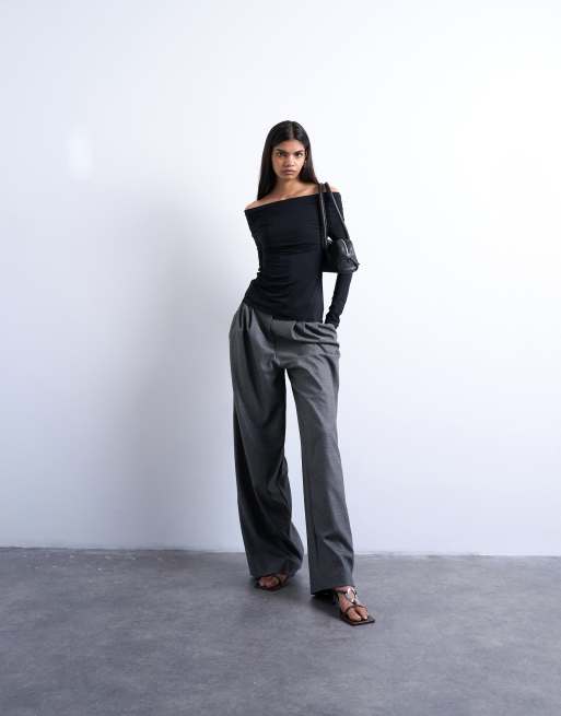Topshop – Svart topp med långa ärmar och bardotringning, 2 av 4