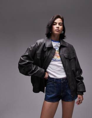Topshop – Svart, tvättad bomberjacka i läderimitation - view 1