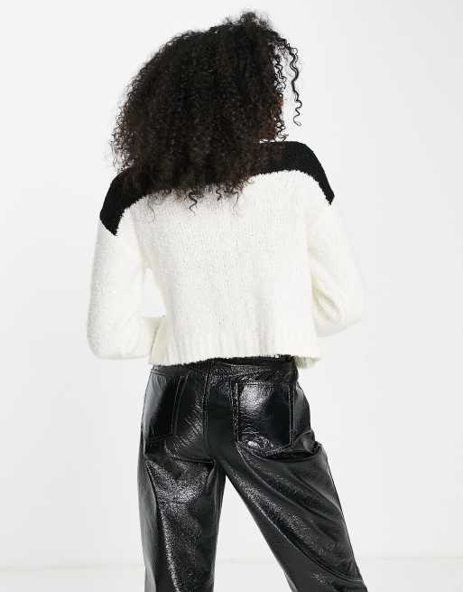 Topshop – Svartvit, blockfärgad, stickad tröja med dragkedja i bouclé, 2 av 4