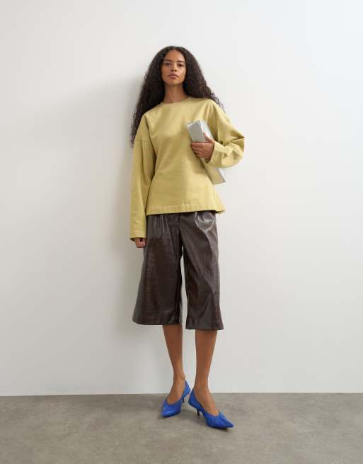 Topshop sweat crew neck cinched jumper in light khaki, 2 of 4