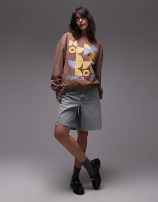 Topshop - Sweatshirt in Schokobraun mit „Bauhaus"-Print
