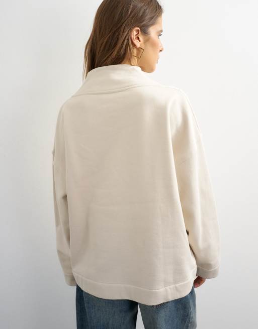 Topshop sweattrøje med høj hals og krydsdetalje i beige, 4 af 4