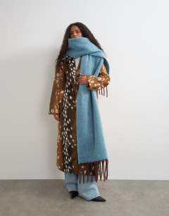Sydney blanket scarf in blue and chocolate speckle
