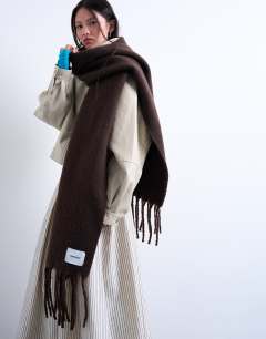 Sydney blanket scarf in chocolate