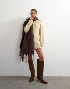 Sydney blanket scarf in chocolate