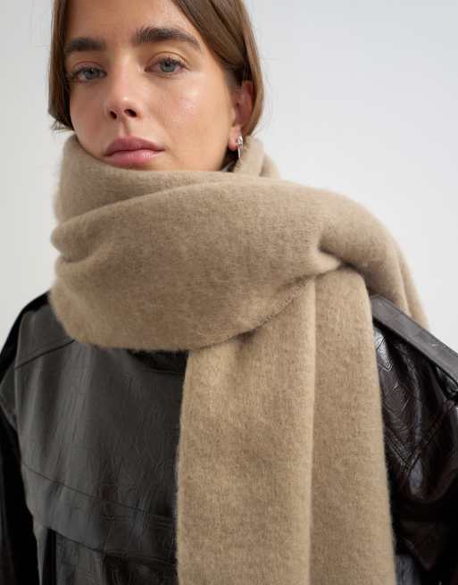 Topshop Sydney blanket scarf in mink, 3 of 3