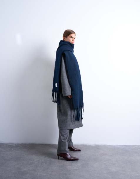 Topshop Sydney blanket scarf in navy - view 1