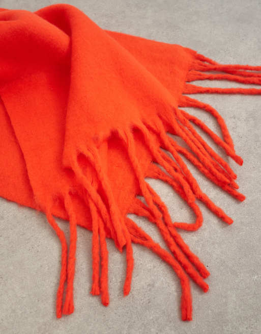 Topshop Sydney blanket scarf in red, 2 of 3