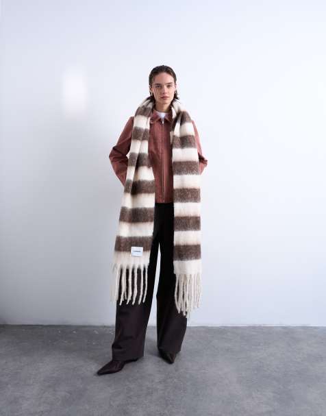 Topshop – Sydney – Decken-Schal in Braun und Weiß gestreift - view 1