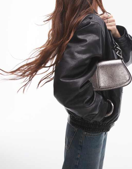 Topshop – Sylvie – Strukturierte Schultertasche in Zinngrau mit Kettendetail
