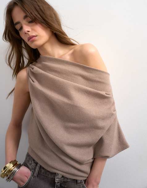 Topshop – Szarobrązowy miękki top z odsłoniętym ramieniem - view 1