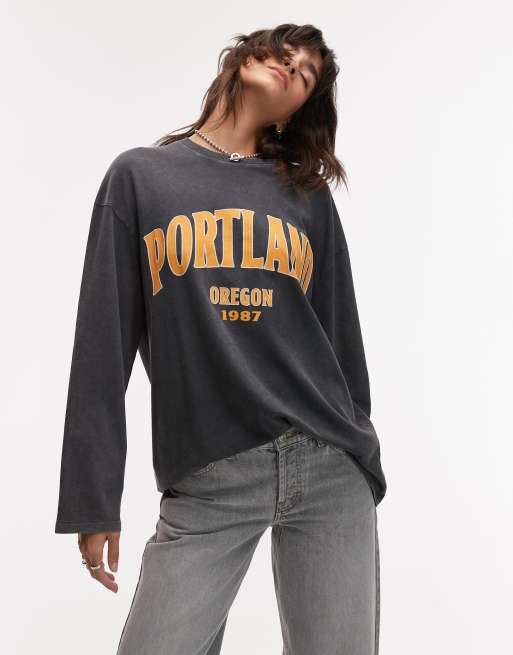 Topshop – Szary T-shirt w skaterskim stylu z długim rękawem i grafiką Portland