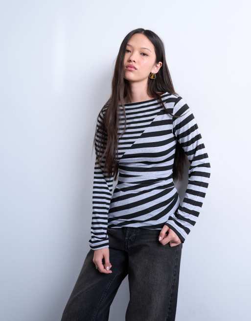 Topshop – Szary top z długimi rękawami i marszczeniem w mieszany wzór w paski