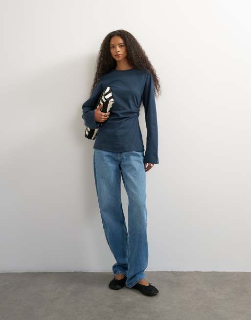 Topshop t-shirt a maniche lunghe con vita stretta in grigio blu, 2 di 4