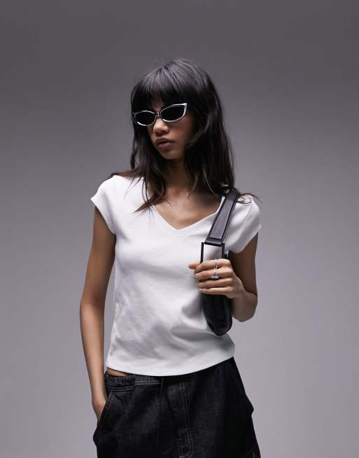 Topshop - T-shirt ajusté côtelé à col V