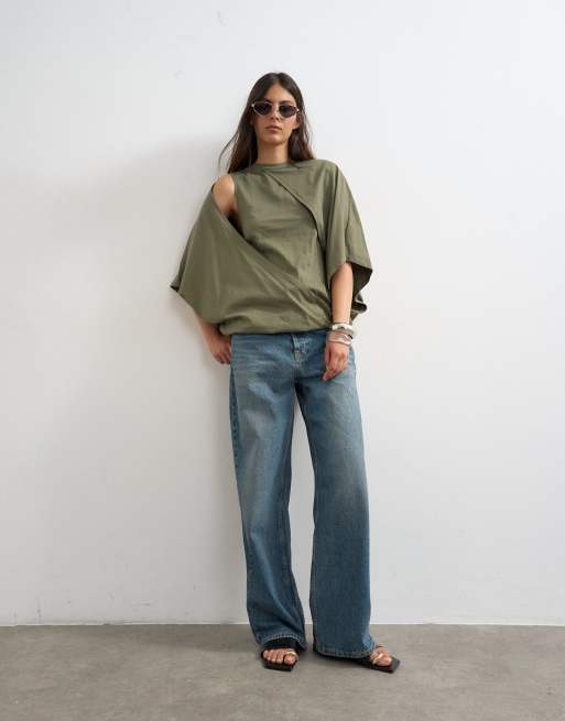 Topshop - T-shirt con mantella drappeggiata kaki, 2 di 4