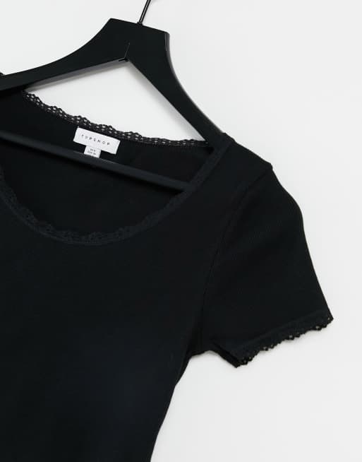 Topshop – T-Shirt in Schwarz mit Spitzenbordüre und U-Ausschnitt, 4 von 4