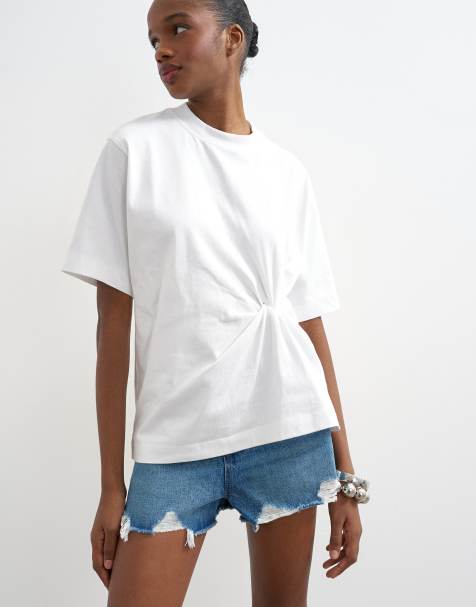 Topshop – T-Shirt in Weiß mit verdrehtem Faltendetail - view 1