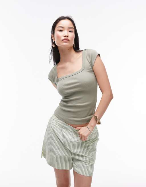 Topshop - T-shirt kaki a coste con scollo squadrato e maniche ad aletta