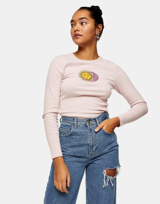 Topshop - T-shirt met lange mouwen en grafische zon- en maanprint in roze