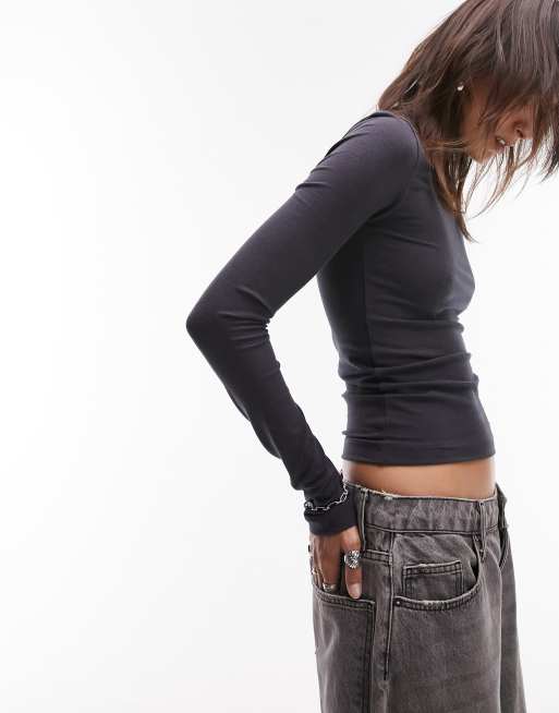 Topshop - T-shirt minimal a maniche lunghe grigio ardesia con collo a imbuto