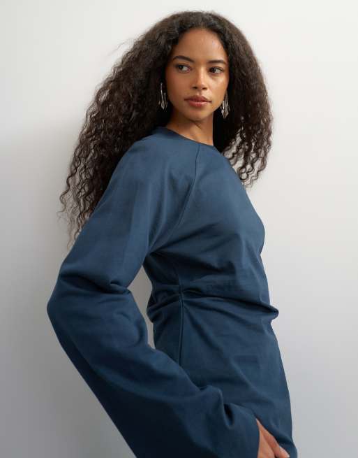 Topshop T-Shirt mit langen Raglanärmeln, tailliert, in Grau-Blau, 3 von 4