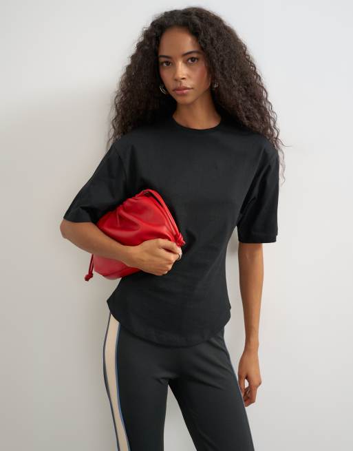Topshop T-shirt nera a maniche corte con spalline imbottite, 2 di 4