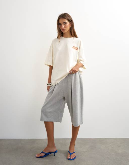 Topshop t-shirt oversize grafica 'Palm Grove' in ecru, 3 di 4