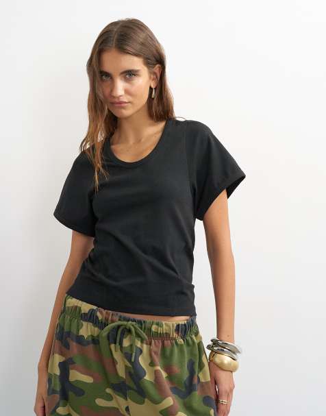 Topshop T-shirt z dekoltem w kształcie litery U, modelowany, czarny - view 1