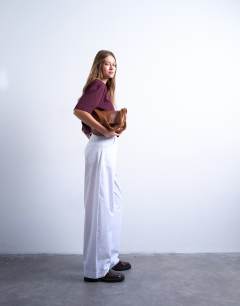 Model wearing Tab waist balloon trouser in white