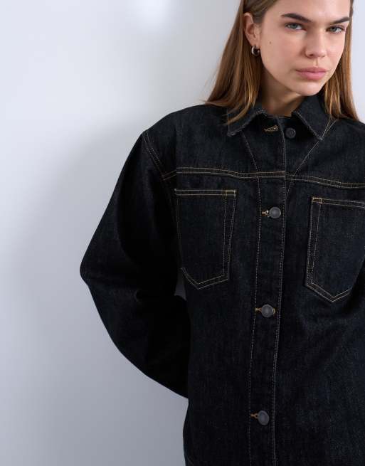 Topshop – Taillierte Denim-Hemdjacke in Schwarz mit Details in Ecru, 4 von 4