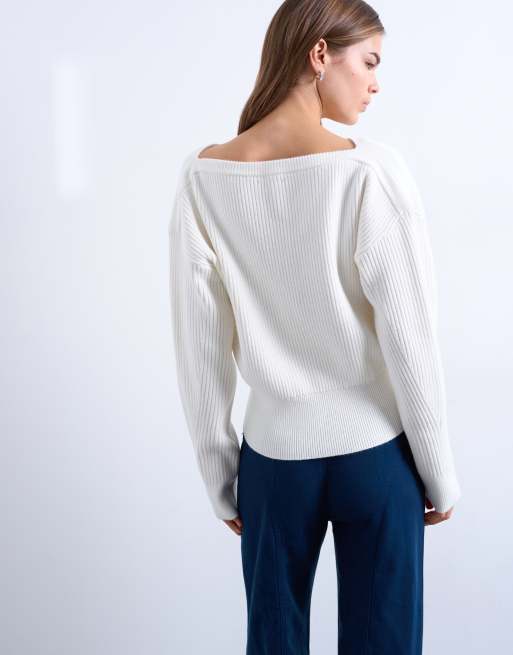 Topshop – Taillierter Strickpullover in Elfenbeinweiß mit herzförmigem Ausschnitt, 4 von 4