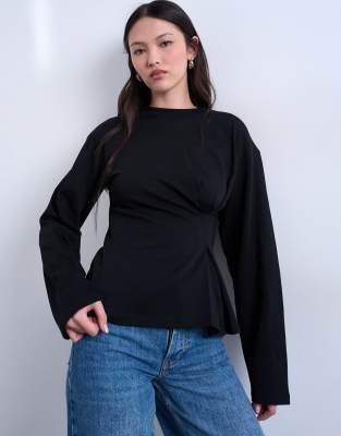 Topshop - Tailliertes, langärmliges Shirt in Schwarz mit Strukturdesign