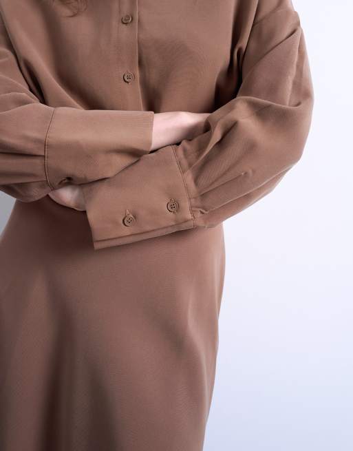 Topshop – Tailliertes, superkurzes Hemdblusenkleid aus Cupro in Braun, 2 von 4