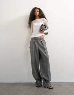 Tailored cuff hem pleat trouser in grey marl
