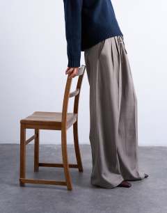 Model wearing Tailored drawstring waist jogger in neutral