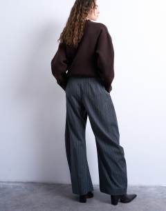 Model wearing Tailored stripe barrel leg trouser in grey