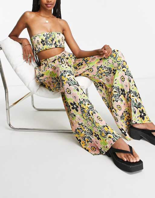Topshop tall 60's floral plisse wide leg beach trouser in multi, 2 of 4