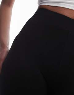 Model wearing Tall basic ankle length legging in black