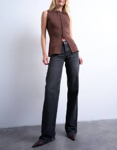 Model wearing Tall Ember low rise straight leg jean in washed black