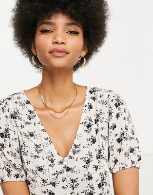 Topshop Tall - floral gathered tea dress in multi