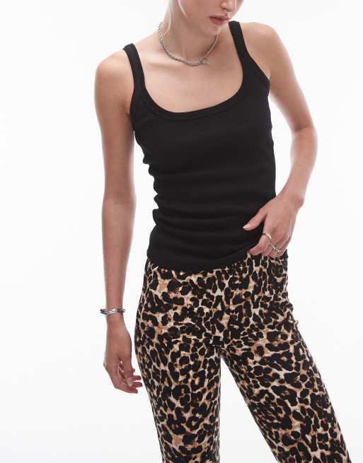 Topshop Tall - Geribbeld hemdje met lage ronde hals en skinny bandjes in zwart