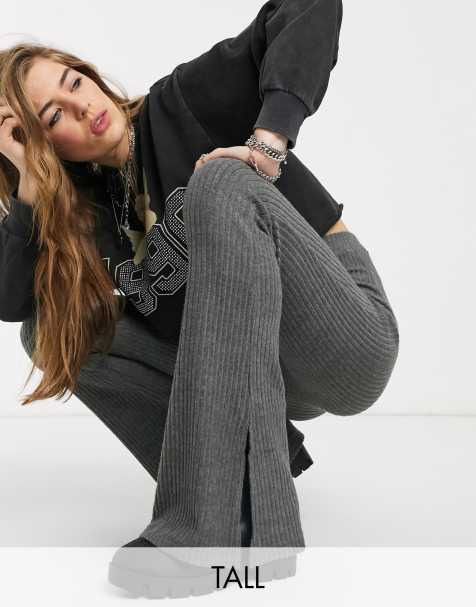 Topshop Tall – Gerippte Schlaghose in Khaki