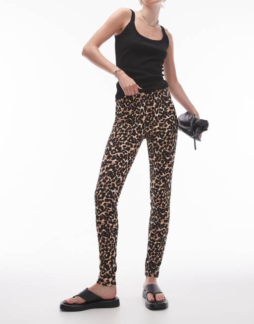 Topshop Tall – Geripptes Trägertop in Schwarz mit U-Ausschnitt und schmalen Trägern, 4 von 4