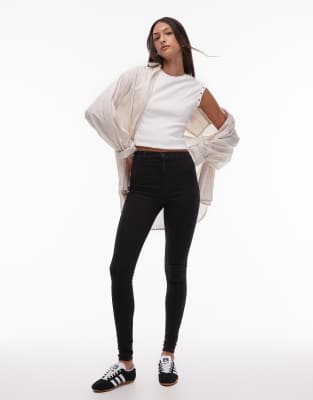 Topshop Tall - Joni - Eng geschnittene Skinny-Jeans in Vintage-Schwarz mit hohem Bund