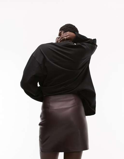 Topshop Tall Minigonna in pelle sintetica bordeaux con spacco ASOS