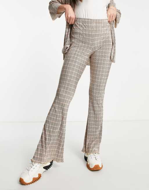 Topshop Tall - Pantalon évasé plissé à imprimé carreaux, 3 de 4