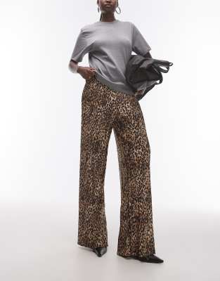 Topshop Tall - Plissee-Hose mit Leopardenmuster-Bunt